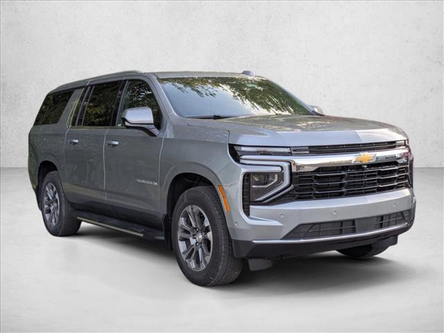 2025 Chevrolet Suburban LS photo 3