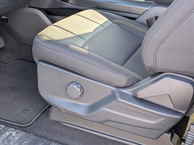 2025 Ford F-150 STX photo 4