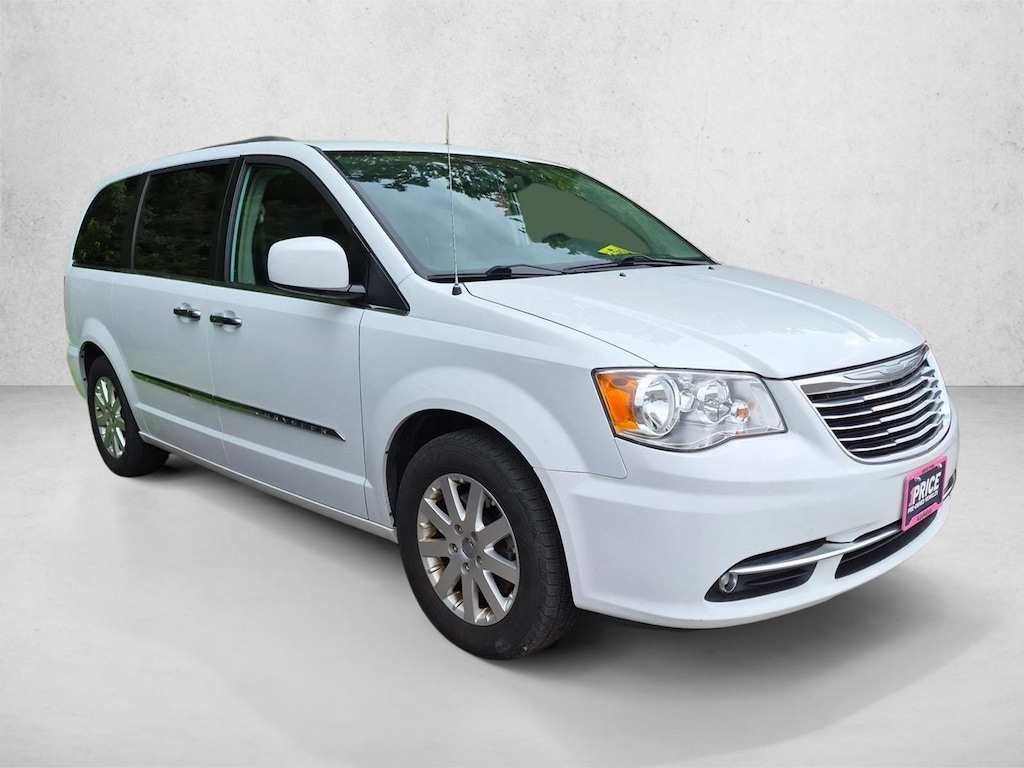 Used 2016 Chrysler Town & Country Touring Van LWB Passenger Van