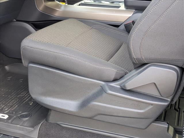 2025 Ford F-150 STX photo 4