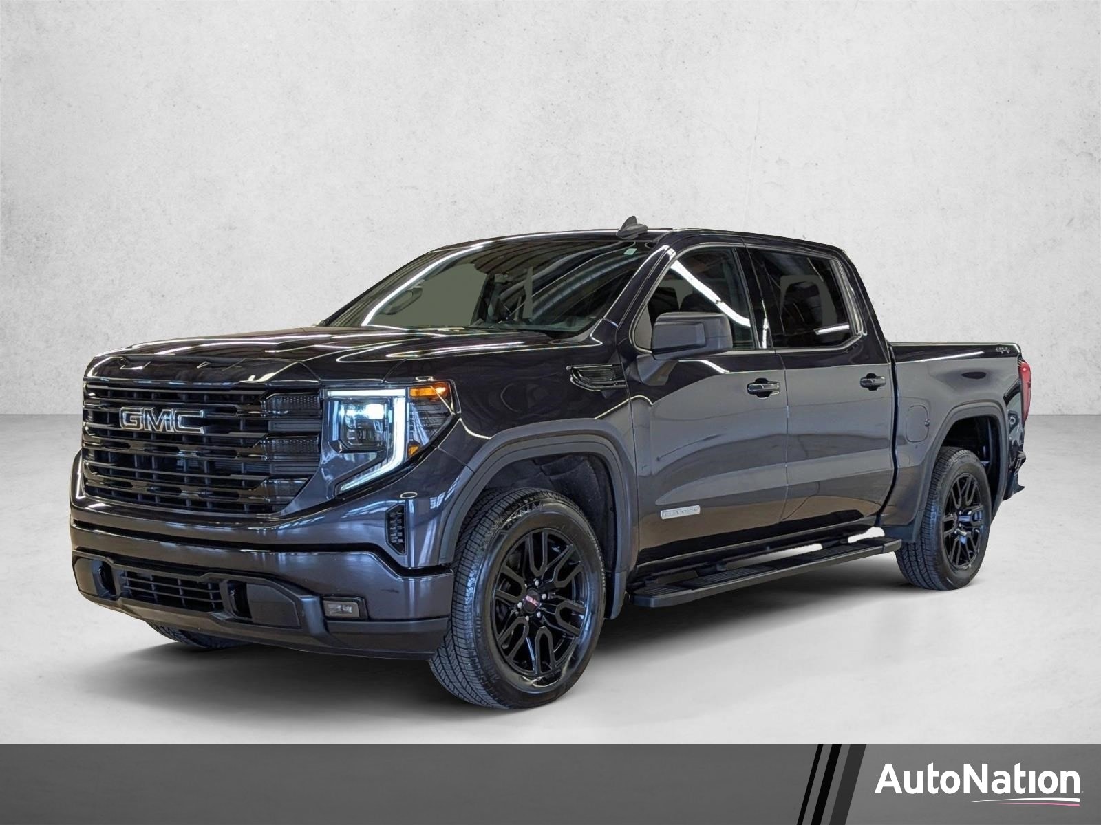 2022 GMC Sierra 4WD Crew Cab Short Box Elevation's photo