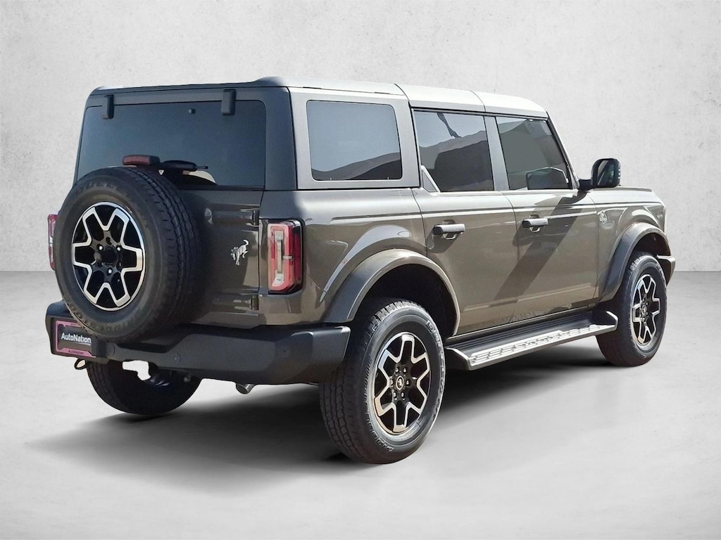 New 2026 Ford Bronco Outer Banks SUV