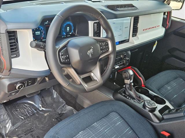 2025 Ford Bronco Heritage First Edition photo 3