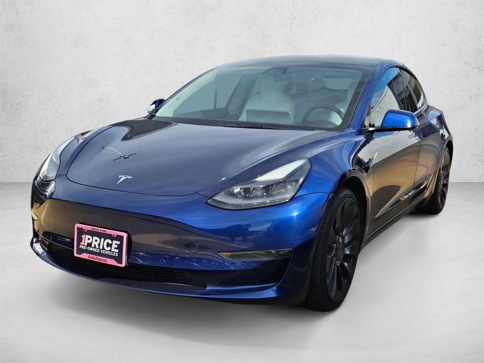 2022 Tesla Model 3 Performance's photo