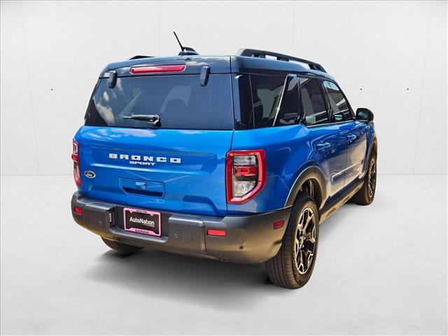 2025 Ford Bronco Sport Outer Banks photo 2