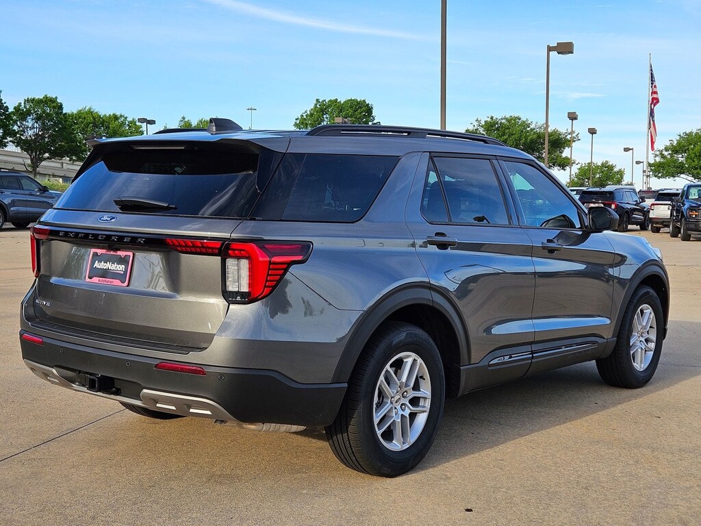 New 2026 Ford Explorer Active w/200A Pkg SUV