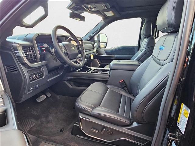 2026 Ford F-250 Platinum photo 4