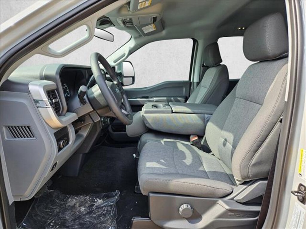 New 2026 Ford F-250 XL Truck Crew Cab