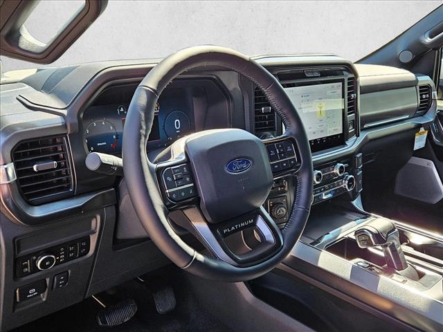 2025 Ford F-150 Platinum photo 3
