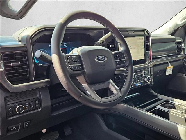 2026 Ford F-250 Lariat photo 3