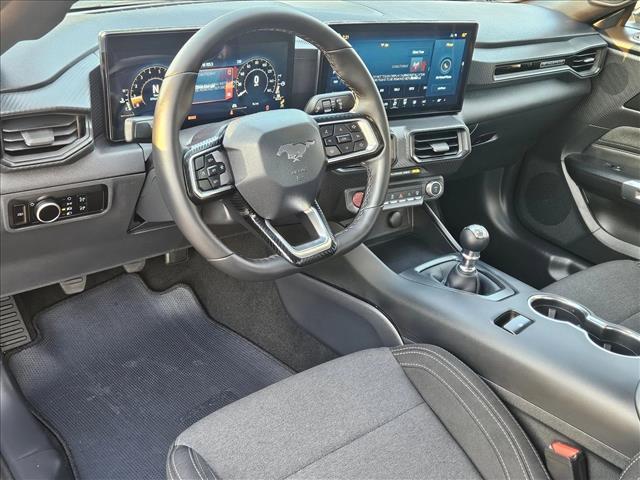 2025 Ford Mustang GT photo 3