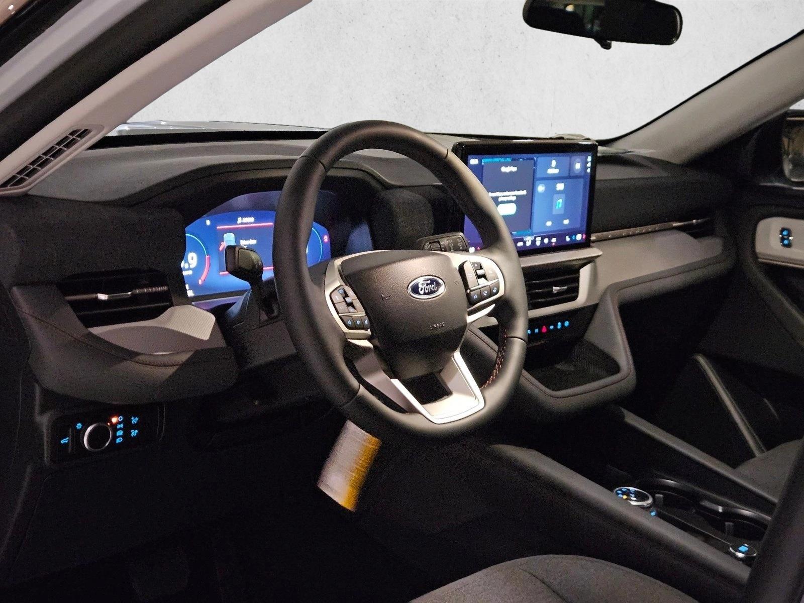 New 2026 Ford Explorer Active w/200A Pkg SUV