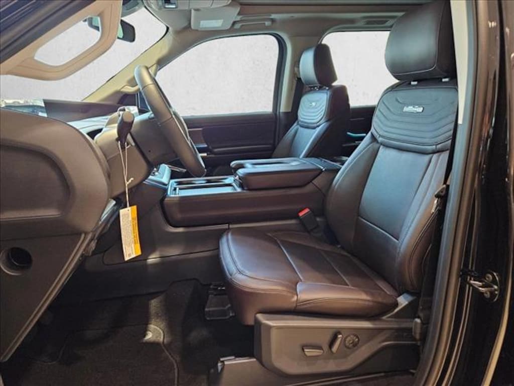 New 2025 Ford Expedition Platinum SUV