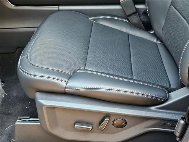 2025 Ford Expedition Platinum photo 4