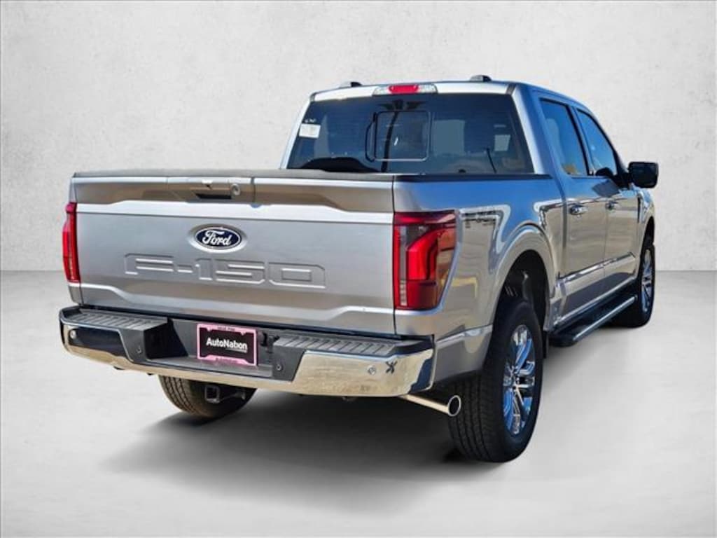 New 2025 Ford F-150 LARIAT Truck SuperCrew Cab