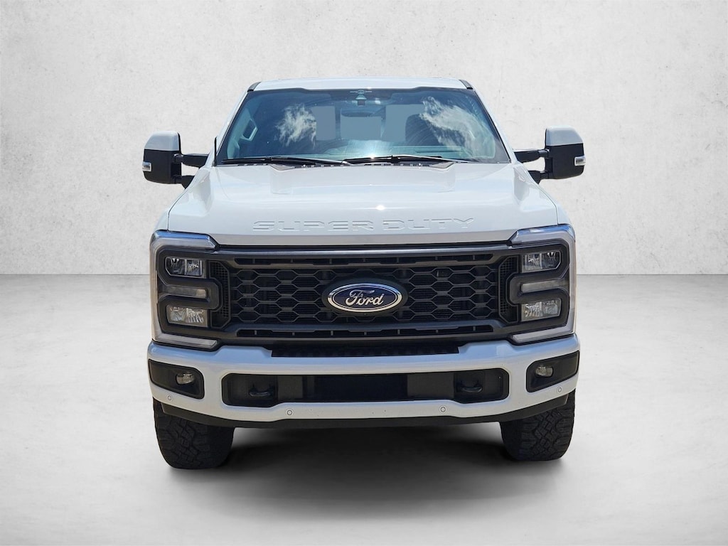 Used 2023 Ford F-250 LARIAT Truck Crew Cab