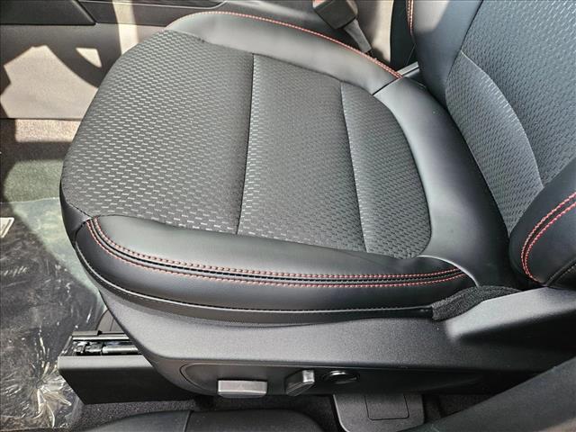 2026 Ford Escape ST-Line photo 4