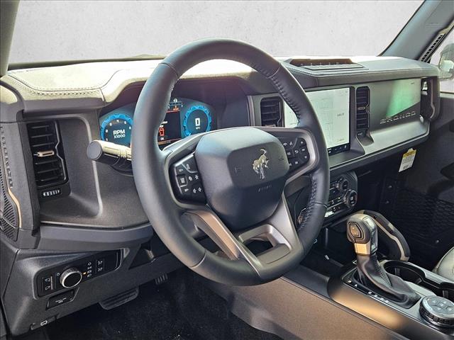 2025 Ford Bronco Badlands photo 3
