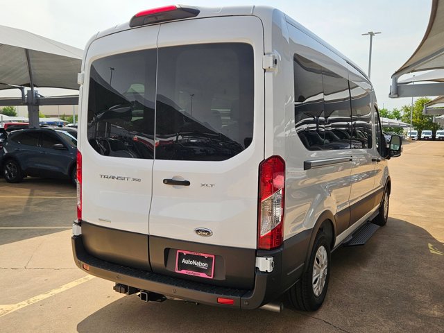 2025 Ford Transit photo 2
