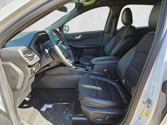 2026 Ford Escape ST-Line Sport photo 4