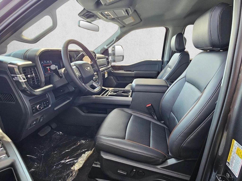 New 2026 Ford F-250 LARIAT Truck Crew Cab