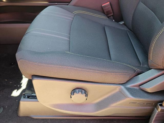 2025 Ford F-150 STX photo 4