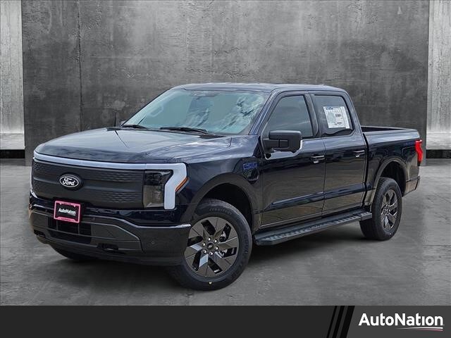 2025 Ford F-150 Lightning Flash's photo