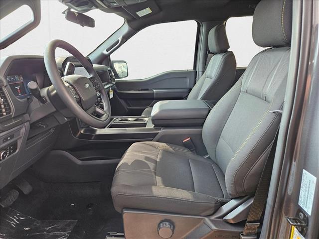 2025 Ford F-150 STX photo 4