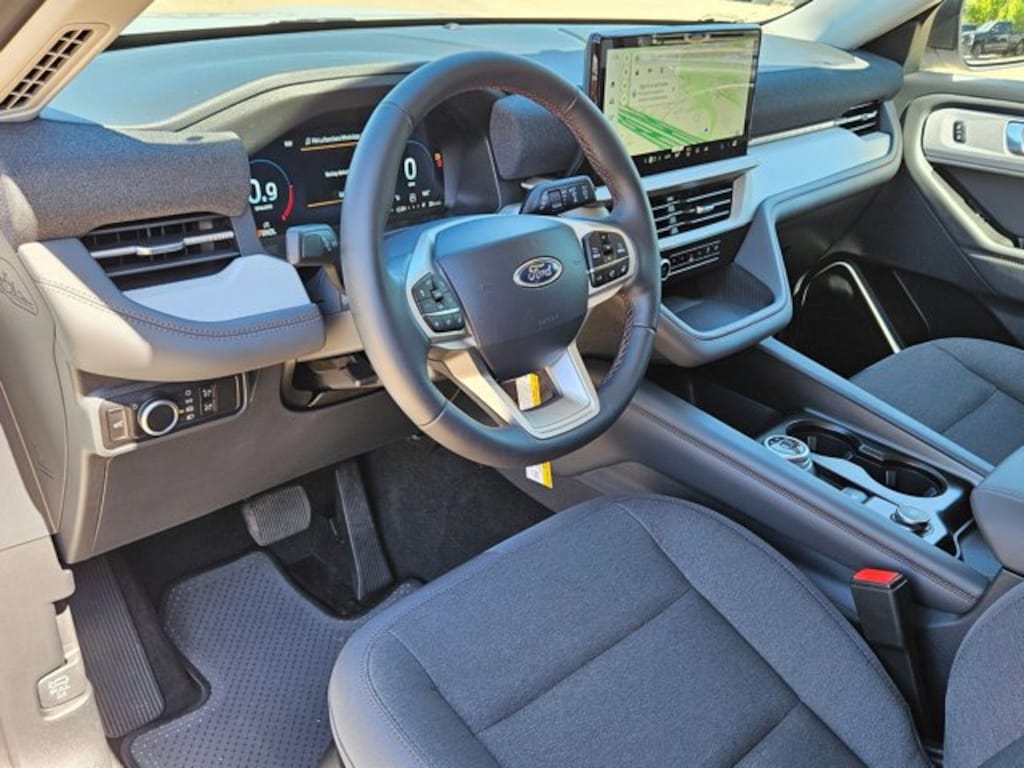 New 2026 Ford Explorer Active w/200A Pkg SUV