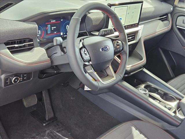 2025 Ford Explorer ST-Line photo 2