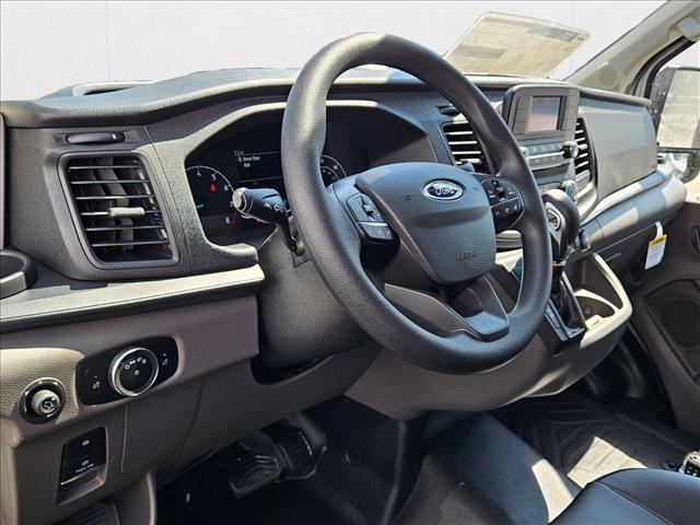 2025 Ford Transit photo 2