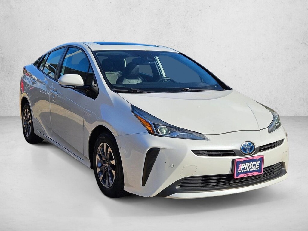 Used 2019 Toyota Prius XLE Hatchback