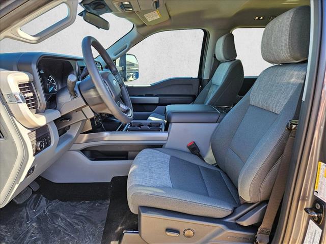 2026 Ford F-250 XLT photo 4