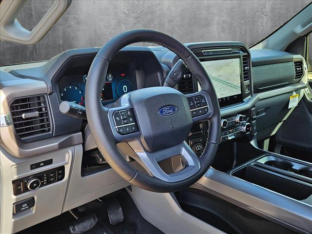 2025 Ford F-150 XLT photo 3