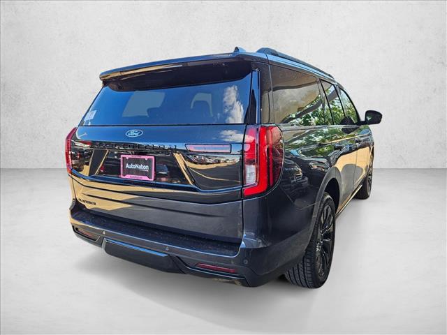 2025 Ford Expedition Platinum photo 2