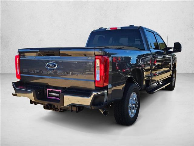 2026 Ford F-250 XLT photo 2