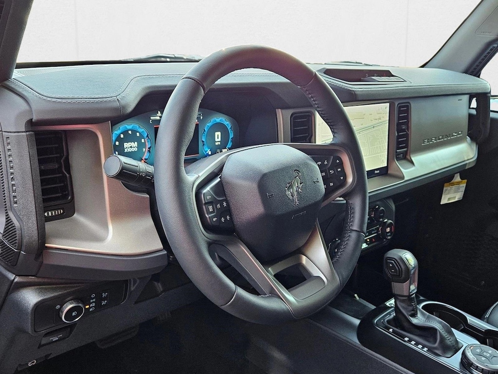 New 2025 Ford Bronco Outer Banks SUV