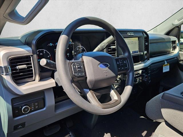 2026 Ford F-250 XLT photo 3