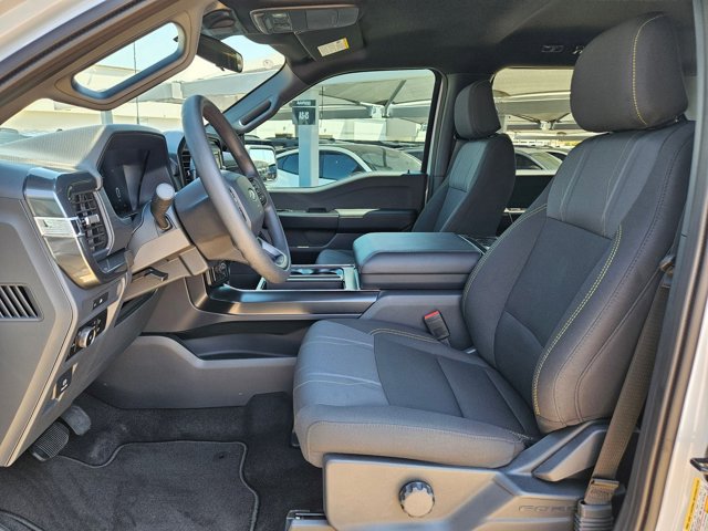 2025 Ford F-150 STX photo 4
