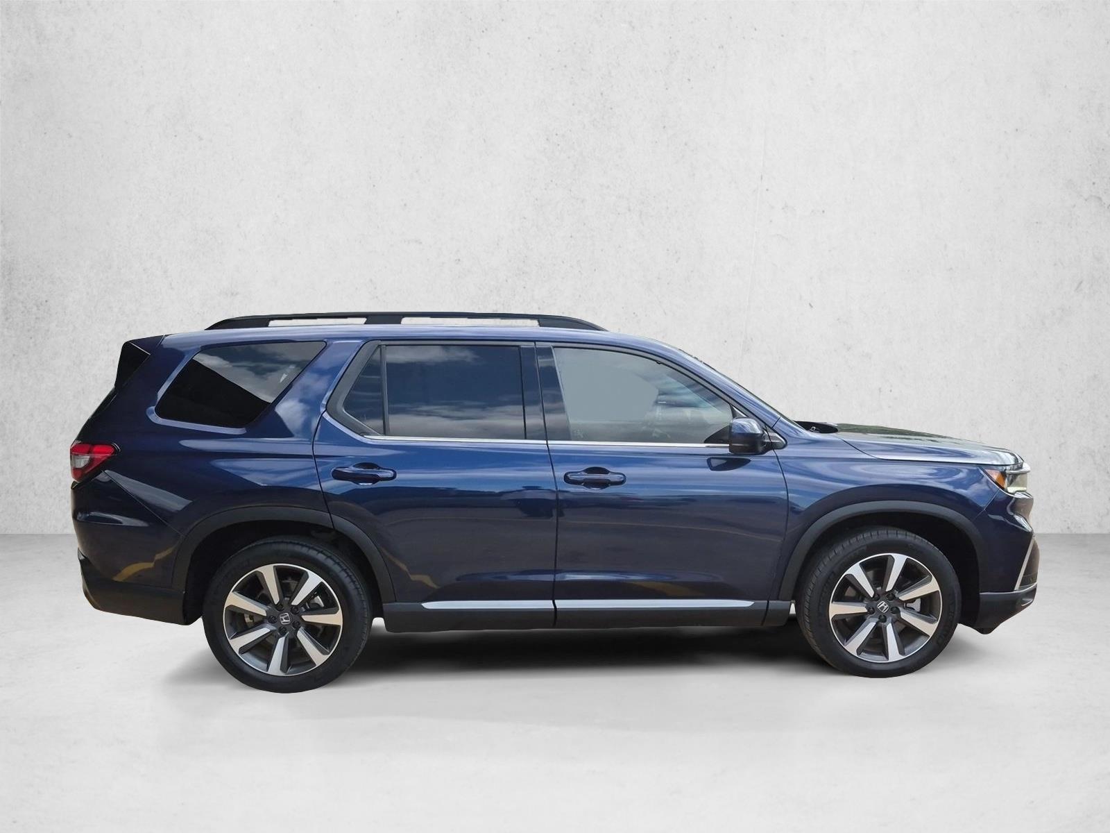Certified 2024 Honda Pilot Touring SUV