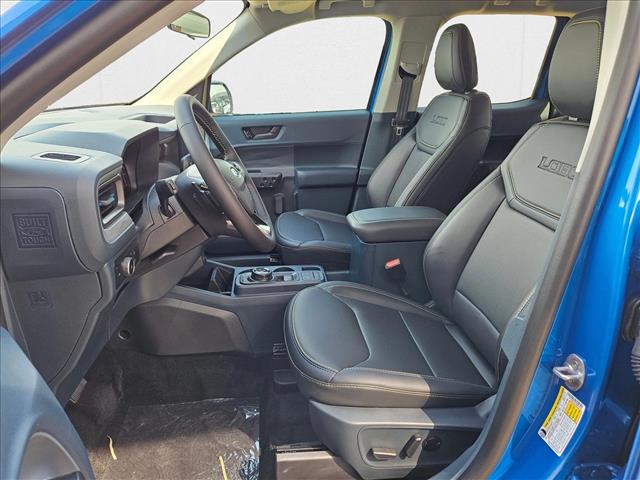 2025 Ford Maverick photo 4