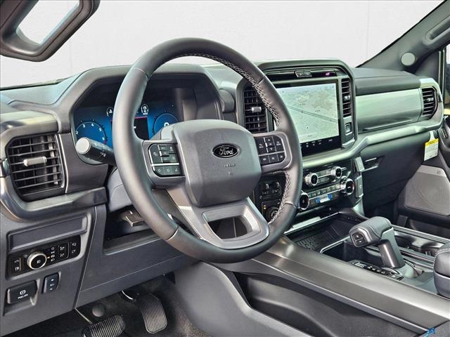 2025 Ford F-150 Lariat photo 3