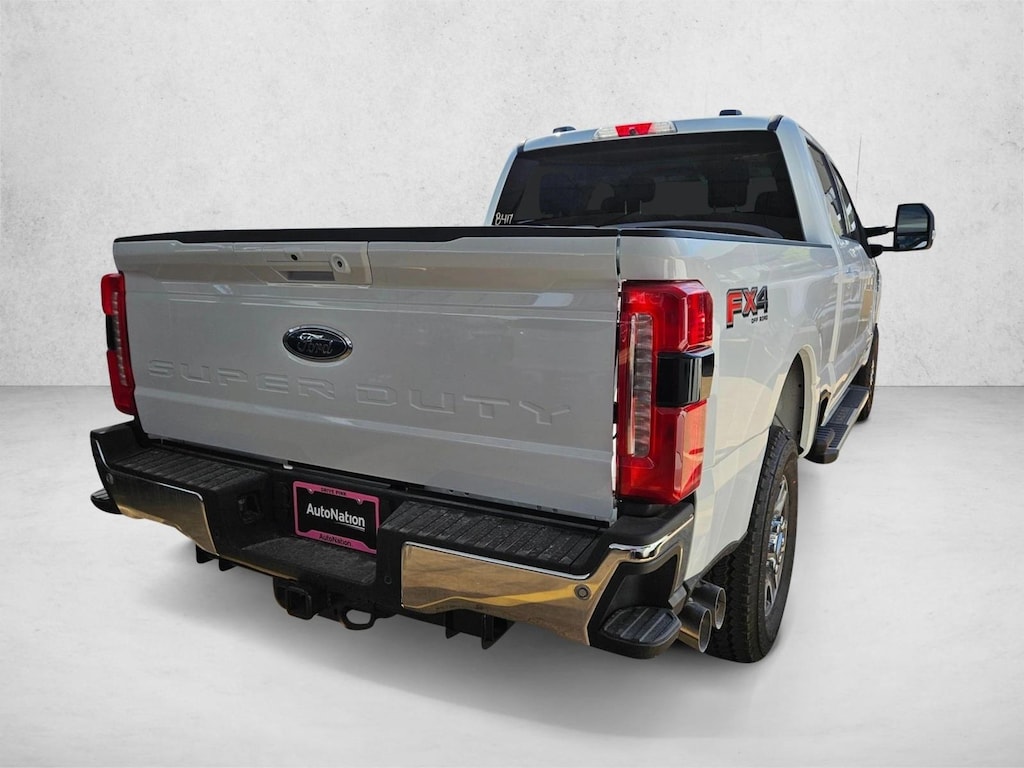 New 2026 Ford F-250 LARIAT Truck Crew Cab
