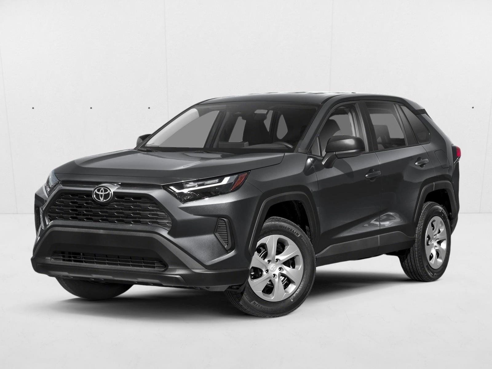 2025 Toyota RAV4 LE's photo