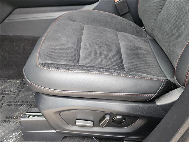 2025 Ford Explorer ST photo 4