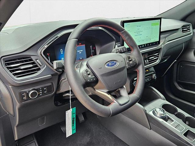 2025 Ford Escape ST-Line photo 3