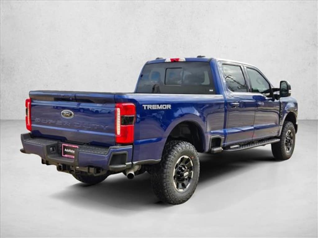 New 2026 Ford F-250 XLT Truck Crew Cab