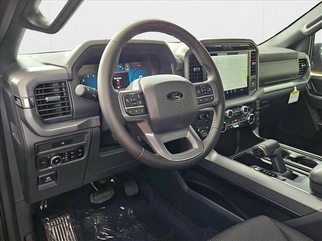 2025 Ford F-150 XLT photo 3