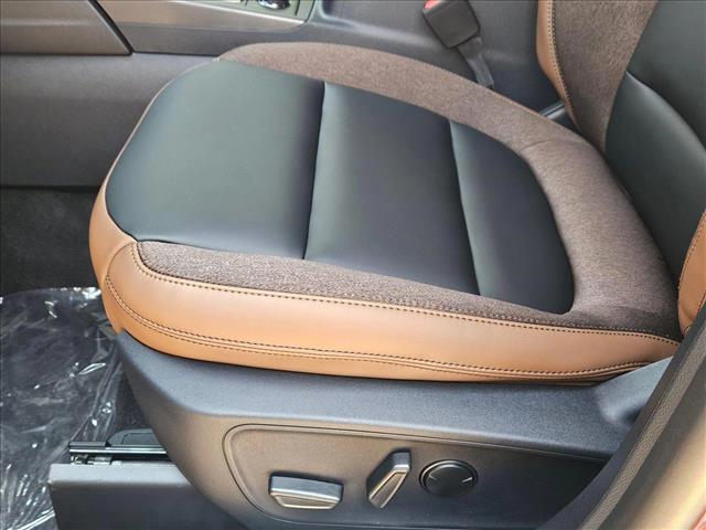 2025 Ford Bronco Sport Outer Banks photo 4