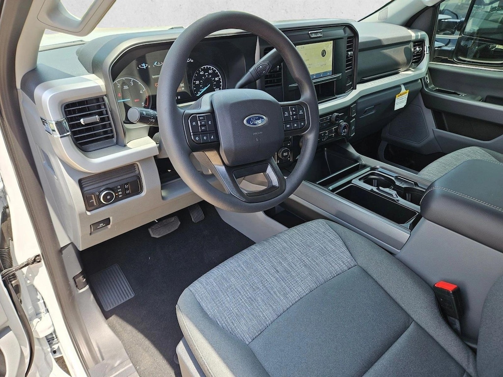 New 2026 Ford F-250 XLT Truck Crew Cab